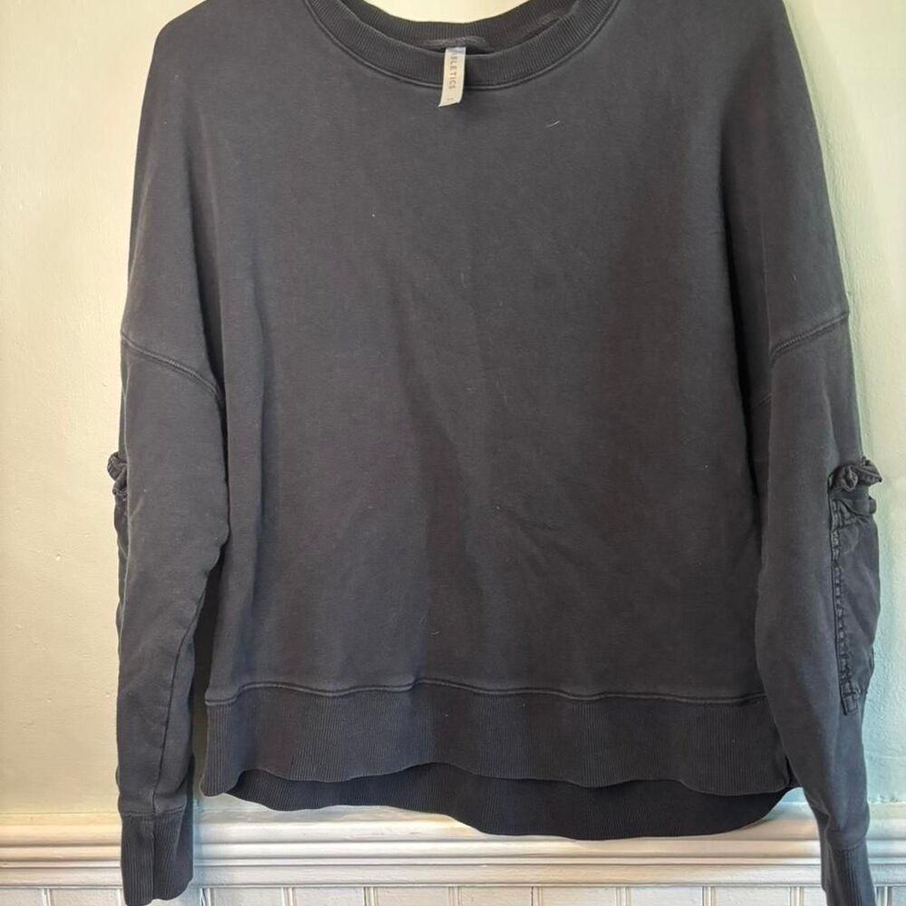 Fabletics Black Crewneck Sweatshirt Pocket Sleeve Pullover Medium